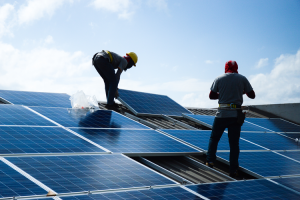 مراحل نصب سیستم خورشیدی در ویلا 